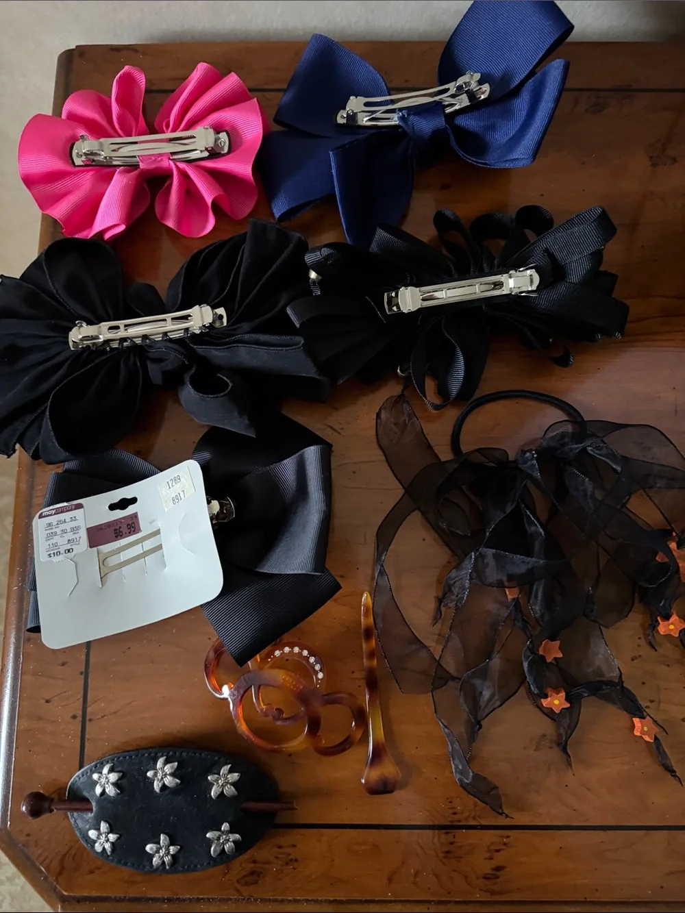 Assorted Women’s Hair Bows & Accessories - Black, Pink, Navy